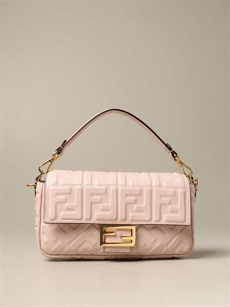 Borse da viaggio Fendi in Pelle Rosa 